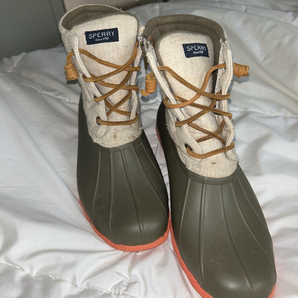 Sperry boots